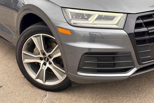 2020 Audi Q5 40 Premium Plus