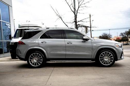 2025 Mercedes-Benz GLE 450e 4MATIC