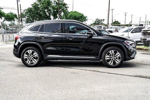 Black 2025 Mercedes-Benz GLA 250 Base