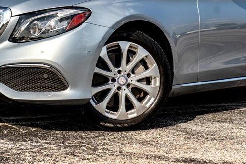 2017 Mercedes-Benz E-Class E 300 Luxury