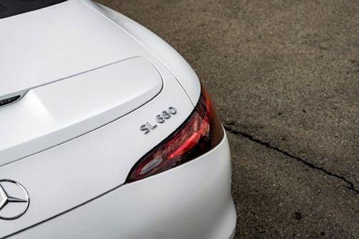 White 2026 Mercedes-Benz Maybach SL 680 Monogram Series Base 4MATIC