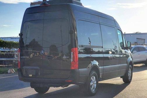 2023 Mercedes-Benz Sprinter 2500 144 WB Standard Roof Passenger