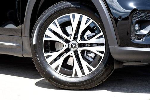 2025 Mercedes-Benz GLB 250 Base