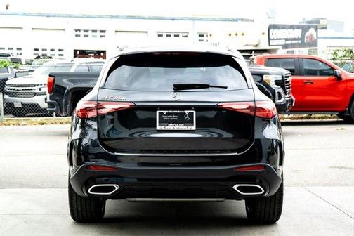 2026 Mercedes-Benz GLC 300 Base