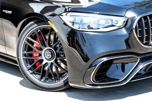 2025 Mercedes-Benz AMG S 63 E Base