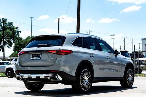 2026 Mercedes-Benz GLC 300 Base