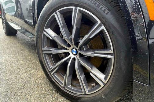 Black Sapphire Metallic 2026 BMW X5 xDrive40i