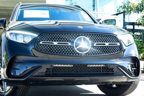 2026 Mercedes-Benz GLC 300 Base