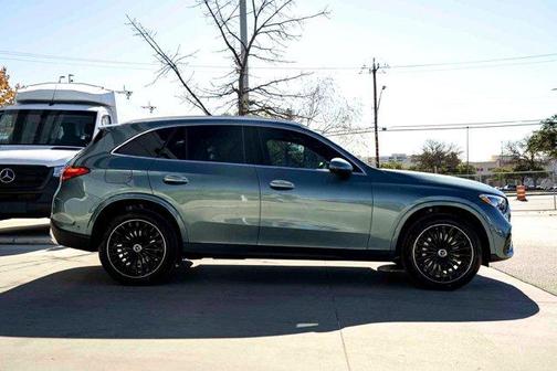 Silver Metallic 2026 Mercedes-Benz GLC 300 Base 4MATIC
