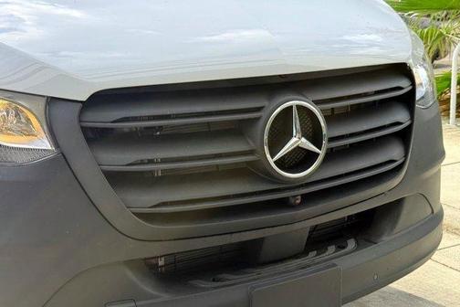 2026 Mercedes-Benz Sprinter 2500 Standard Roof