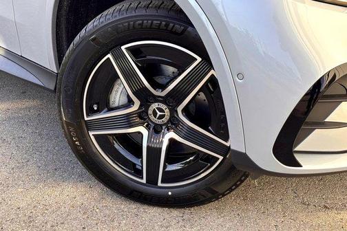 2026 Mercedes-Benz GLC 300 Base