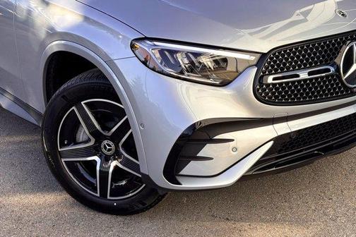 2026 Mercedes-Benz GLC 300 Base