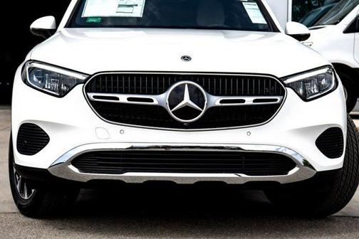 2025 Mercedes-Benz GLC 350e Base 4MATIC