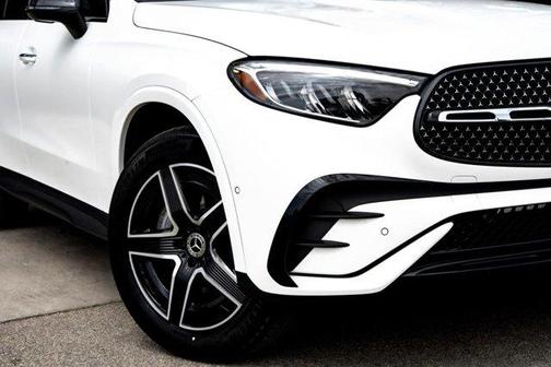2025 Mercedes-Benz GLC 300 Base 4MATIC