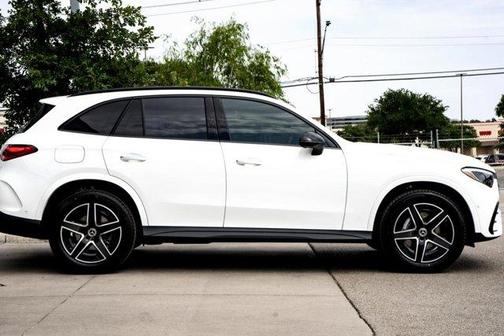 2025 Mercedes-Benz GLC 300 Base 4MATIC