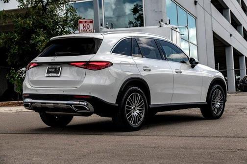 2025 Mercedes-Benz GLC 300 Base