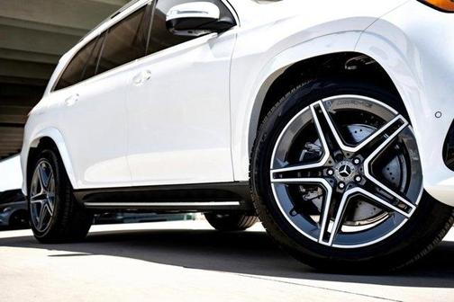 2025 Mercedes-Benz GLS 450 4MATIC