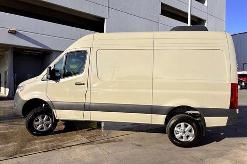 2026 Mercedes-Benz Sprinter 2500 Standard Roof