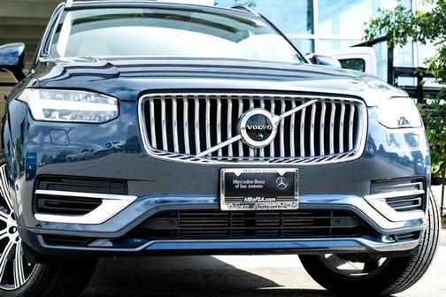 2023 Volvo XC90 Recharge Plug-In Hybrid T8 Plus Bright Theme 7-Seater