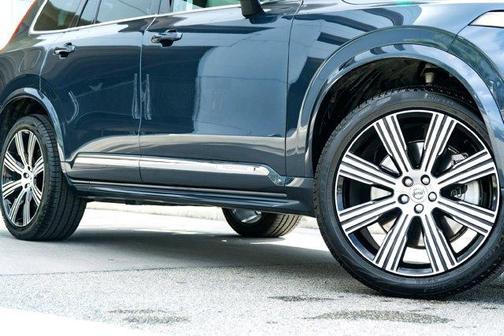2023 Volvo XC90 Recharge Plug-In Hybrid T8 Plus Bright Theme 7-Seater