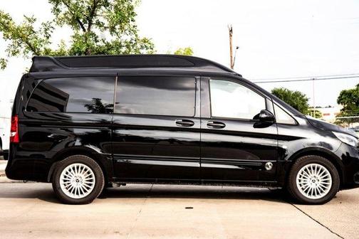 2023 Mercedes-Benz Metris Base