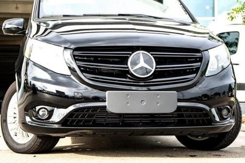 2023 Mercedes-Benz Metris Base