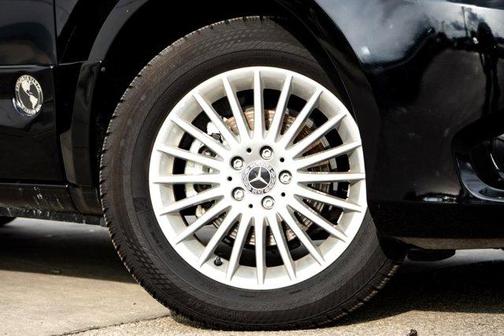 2023 Mercedes-Benz Metris Base