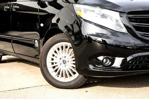 2023 Mercedes-Benz Metris Base