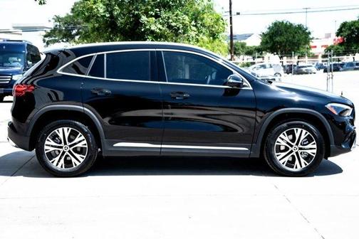 2025 Mercedes-Benz GLA 250 Base