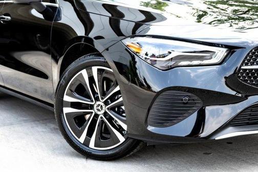 2025 Mercedes-Benz CLA 250 Base