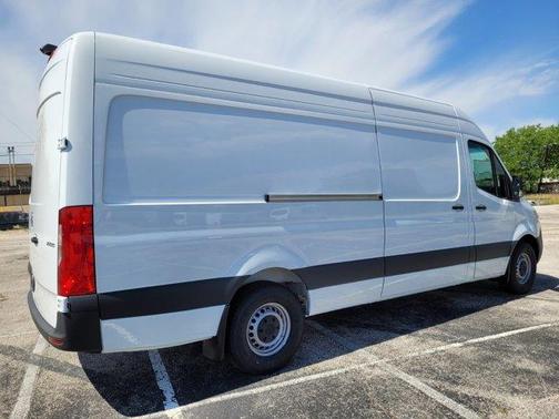 2024 Mercedes-Benz Sprinter 2500 High Roof