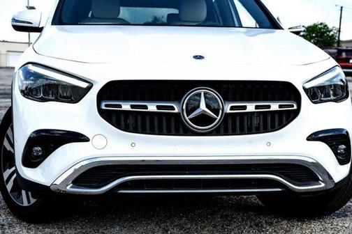 2025 Mercedes-Benz GLA 250 Base