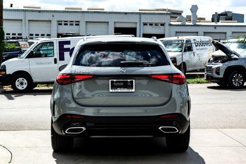2025 Mercedes-Benz GLC 300 Base