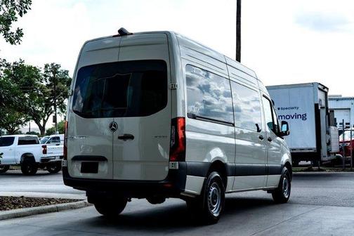 2024 Mercedes-Benz Sprinter 2500 144 WB