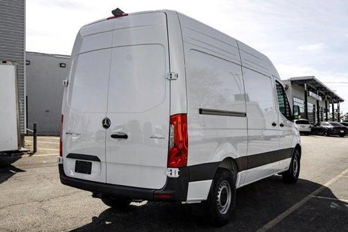 2025 Mercedes-Benz Sprinter 2500 Standard Roof