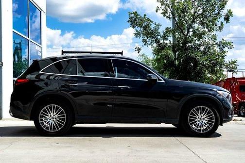 2025 Mercedes-Benz GLC 300 Base