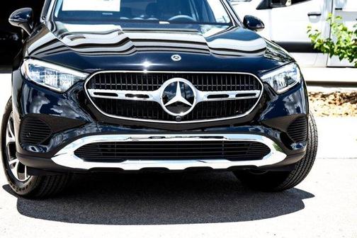 2025 Mercedes-Benz GLC 350e Base 4MATIC
