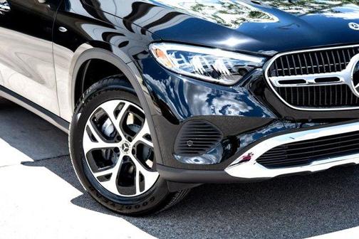 2025 Mercedes-Benz GLC 350e Base 4MATIC
