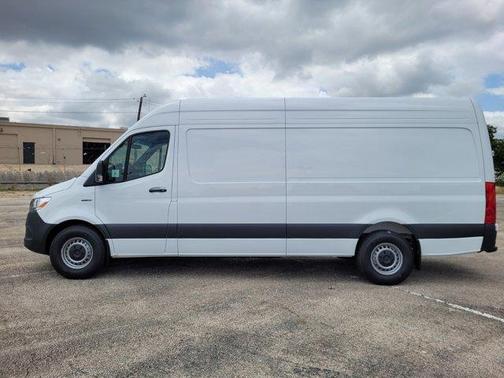 2024 Mercedes-Benz eSprinter 2500 170 WB High Roof Cargo