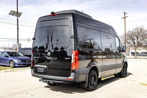 2025 Mercedes-Benz Sprinter 2500 144 WB Standard Roof Passenger