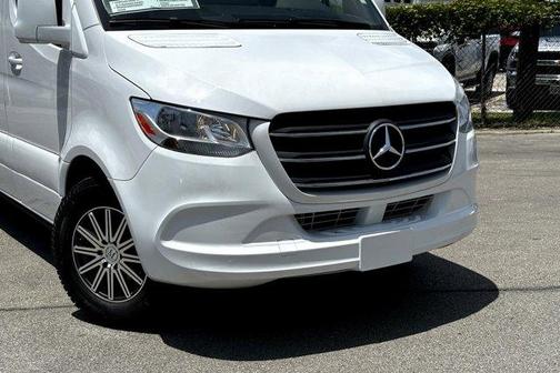 2024 Mercedes-Benz Sprinter 2500 144 WB Standard Roof Crew