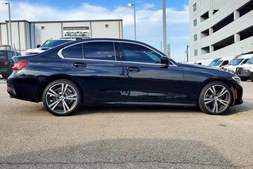 2020 BMW 330 i