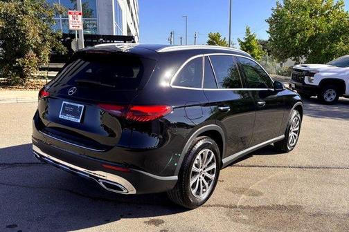 2026 Mercedes-Benz GLC 300 Base