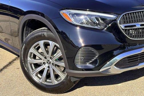 2026 Mercedes-Benz GLC 300 Base