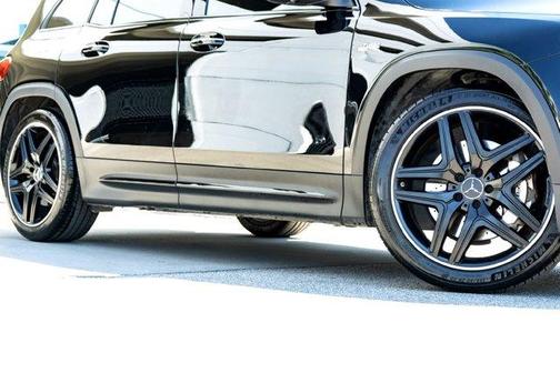 2022 Mercedes-Benz AMG GLB 35 Base