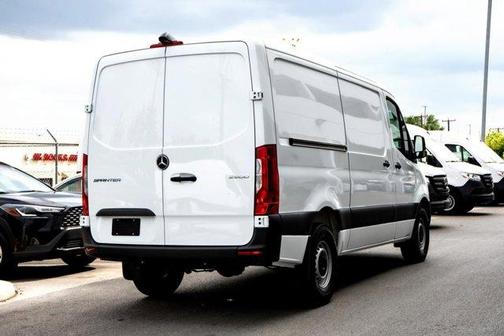 2025 Mercedes-Benz Sprinter 2500 Standard Roof