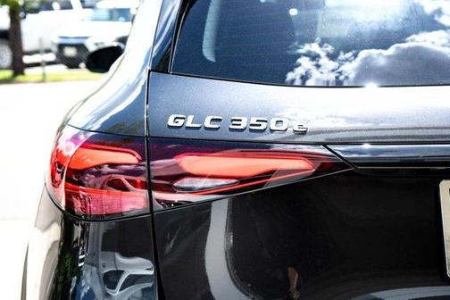 2025 Mercedes-Benz GLC 350e Base 4MATIC