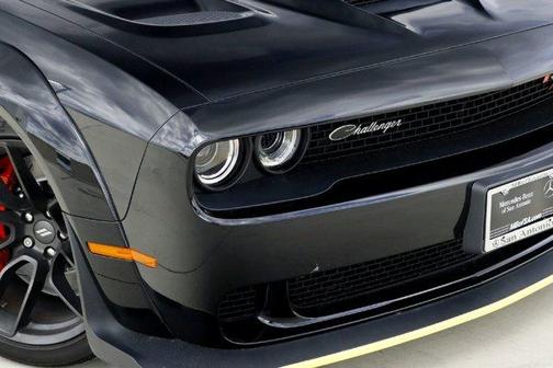 Pitch Black Clearcoat 2022 Dodge Challenger R/T Scat Pack
