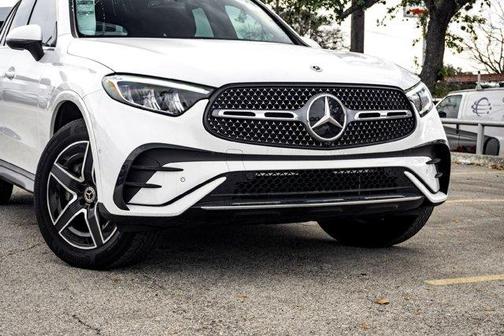 2025 Mercedes-Benz GLC 350e Base 4MATIC
