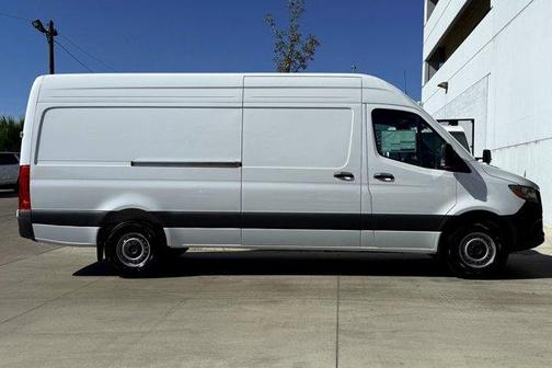 2026 Mercedes-Benz Sprinter 2500 High Roof